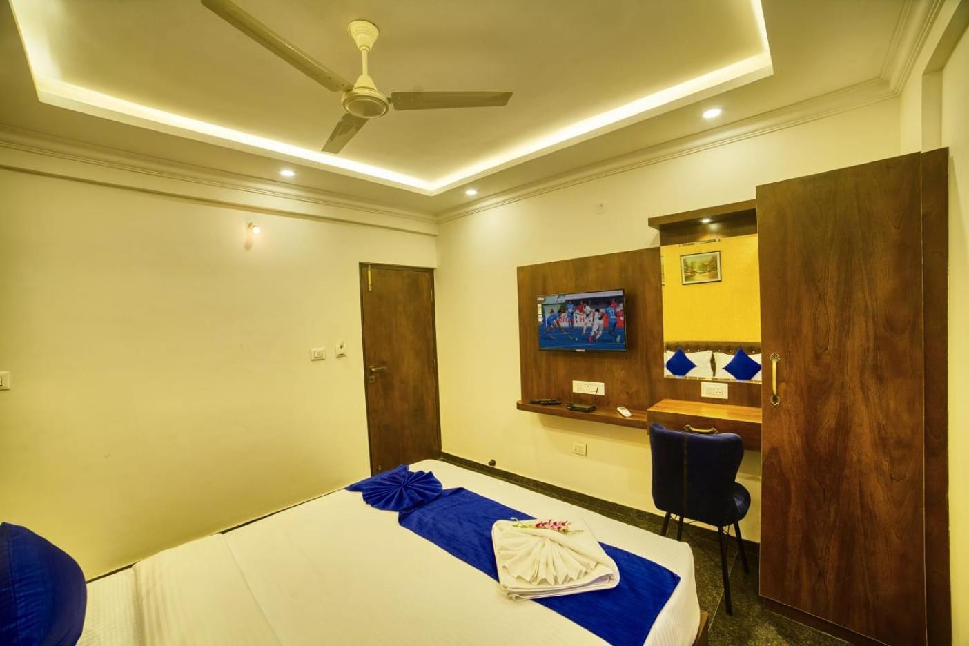 Sm Royal Stay Hotel - Near Bangalore International Airport Devanahalli Экстерьер фото